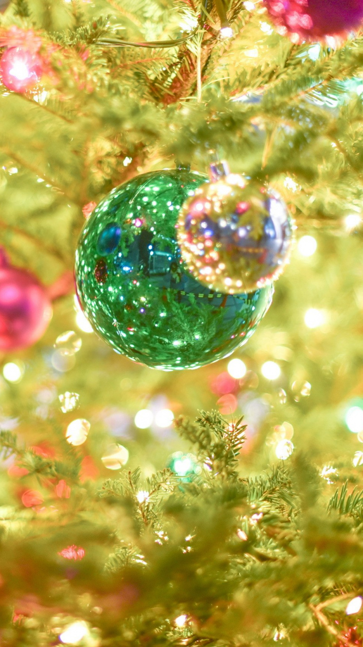 Обои рождественский орнамент, Рождественский день, елка, Рождественские украшения, дерево в разрешении 750x1334