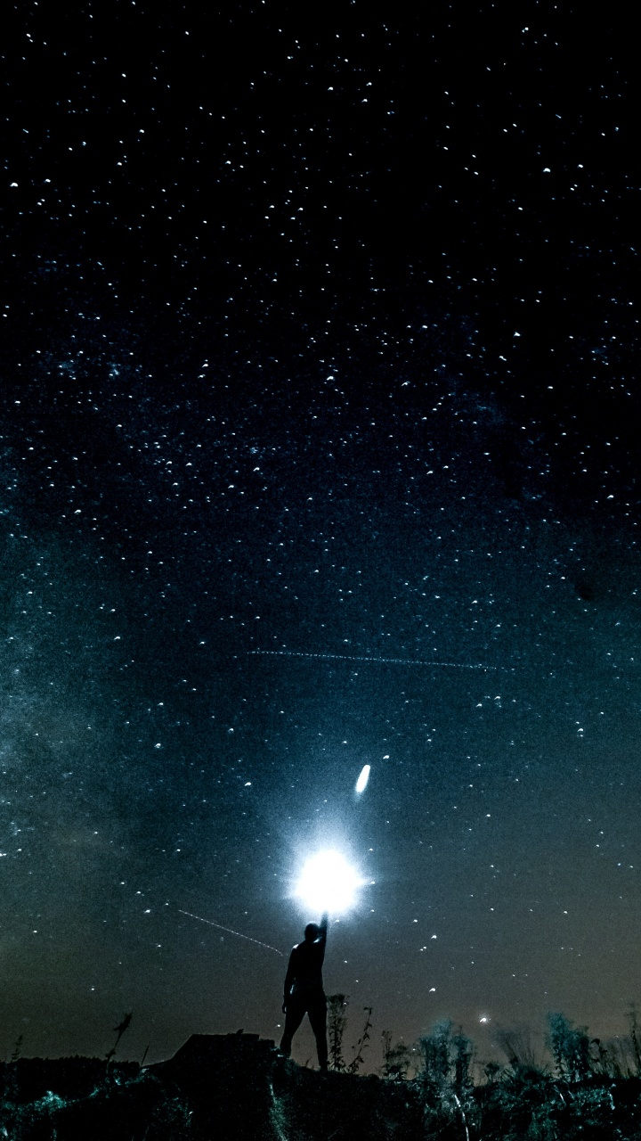 Обои ночь, атмосфера, астрономический объект, звезда, космическое пространство в разрешении 720x1280