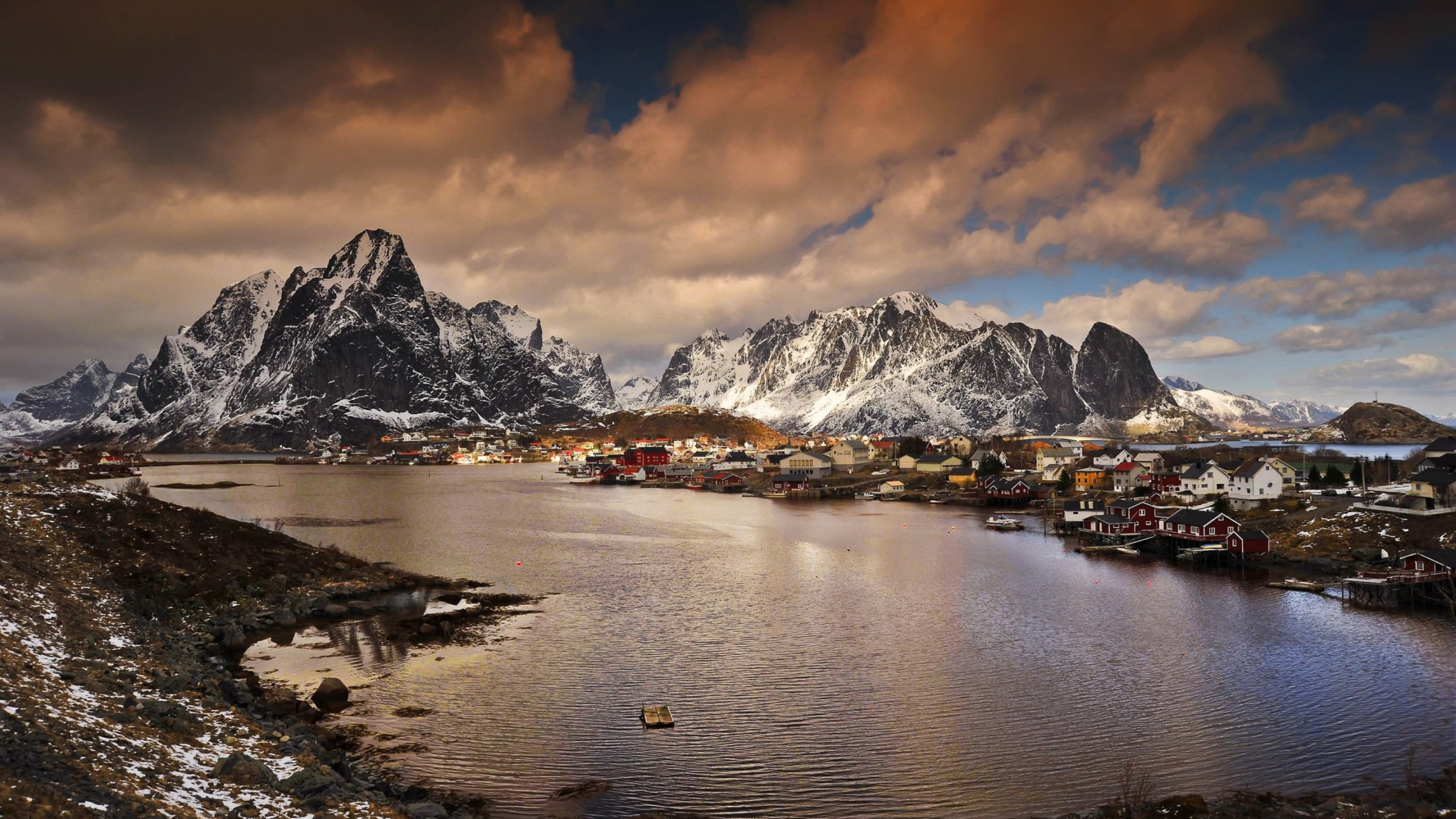 Обои Лофотен, фьорд, горный рельеф, гора, горный хребет в разрешении 2560x1440