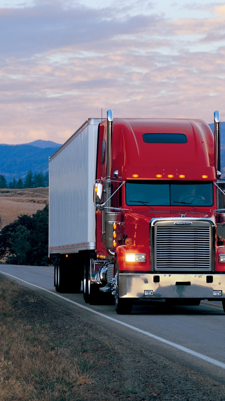 Обои авто, Freightliner грузовики, грузовик, транспорт, трейлер тележки в разрешении 720x1280