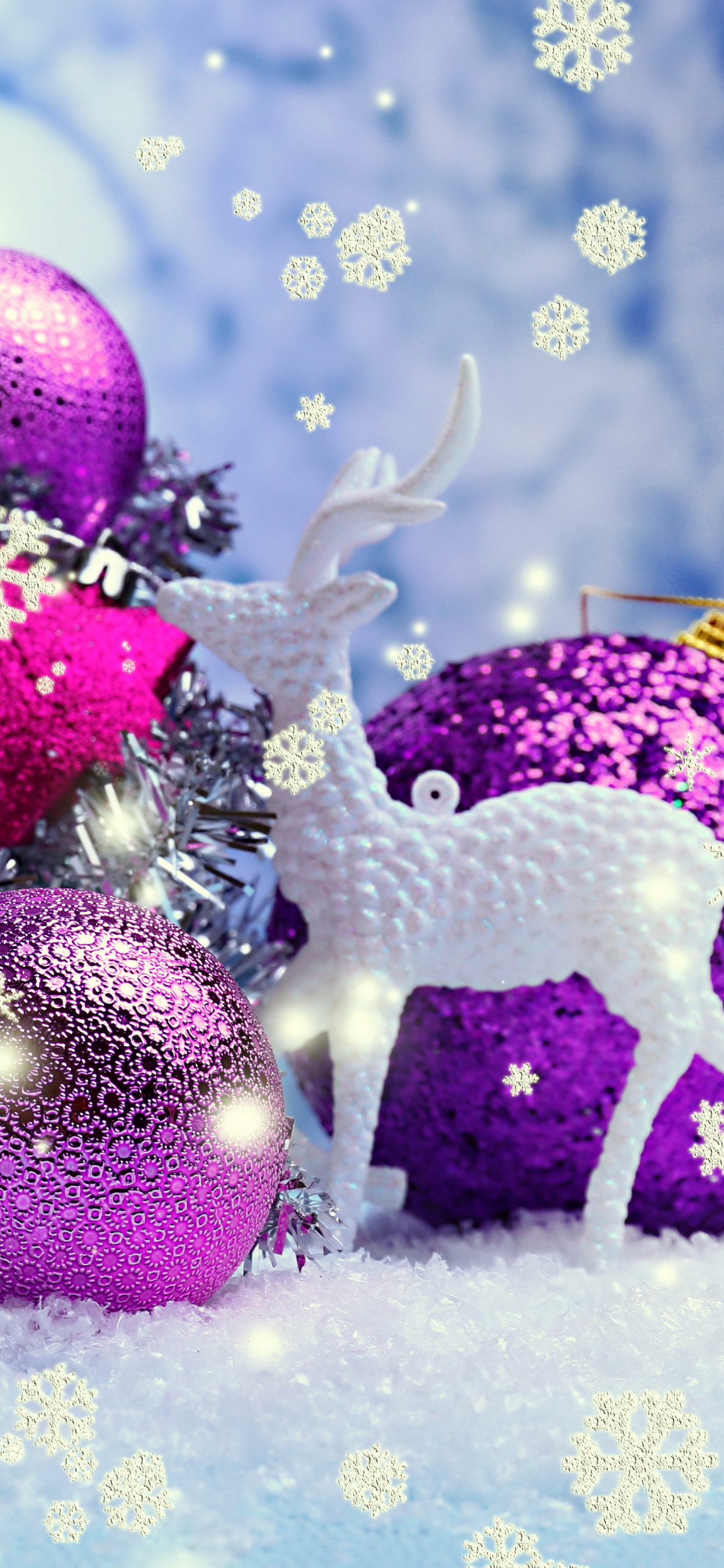 Обои Рождественский день, пурпур, рождественский орнамент, Рождественские украшения, Снежинка в разрешении 1242x2688