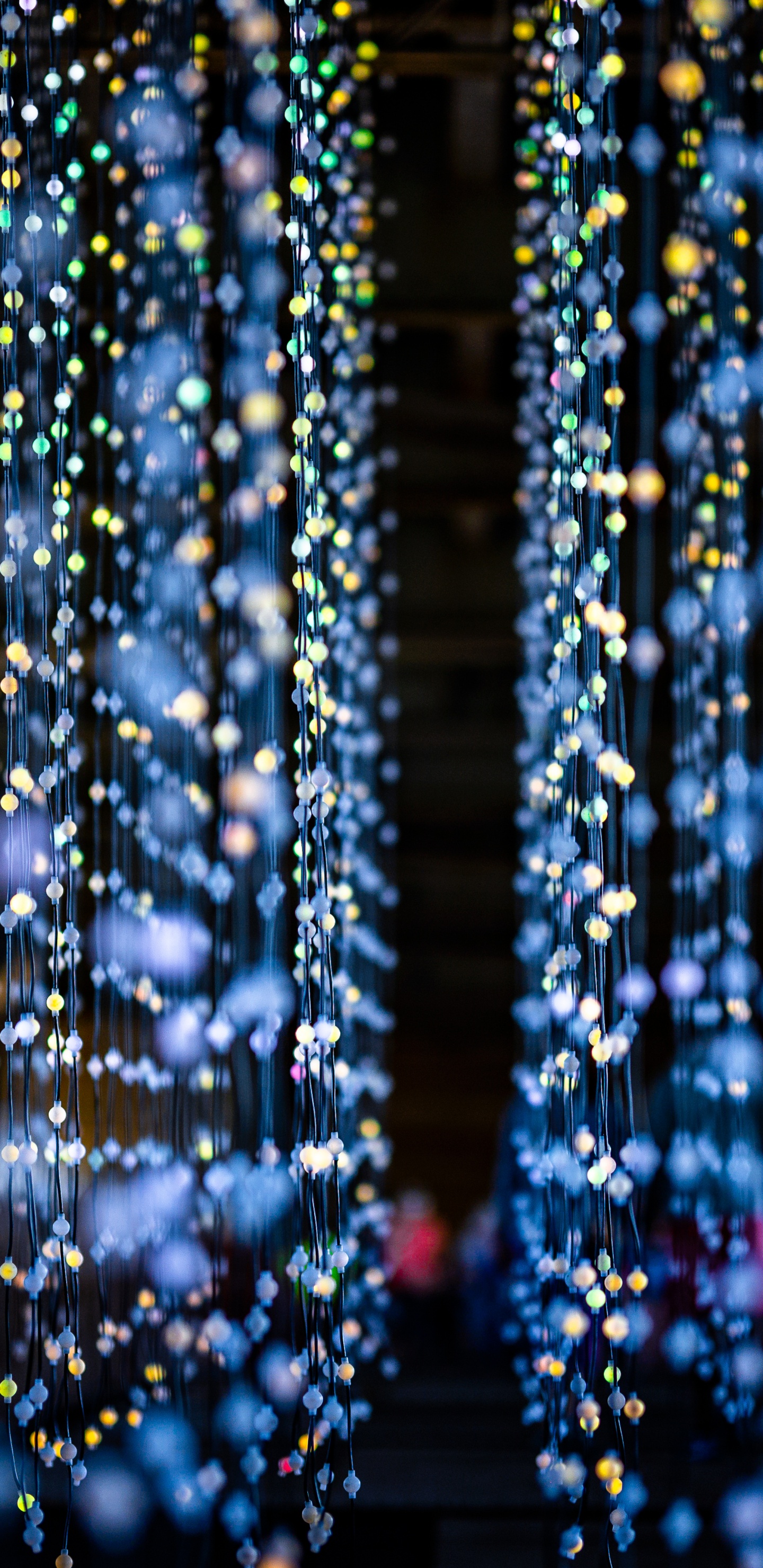 Обои Рождественские огни, узор, свет, вода, освещение в разрешении 1440x2960