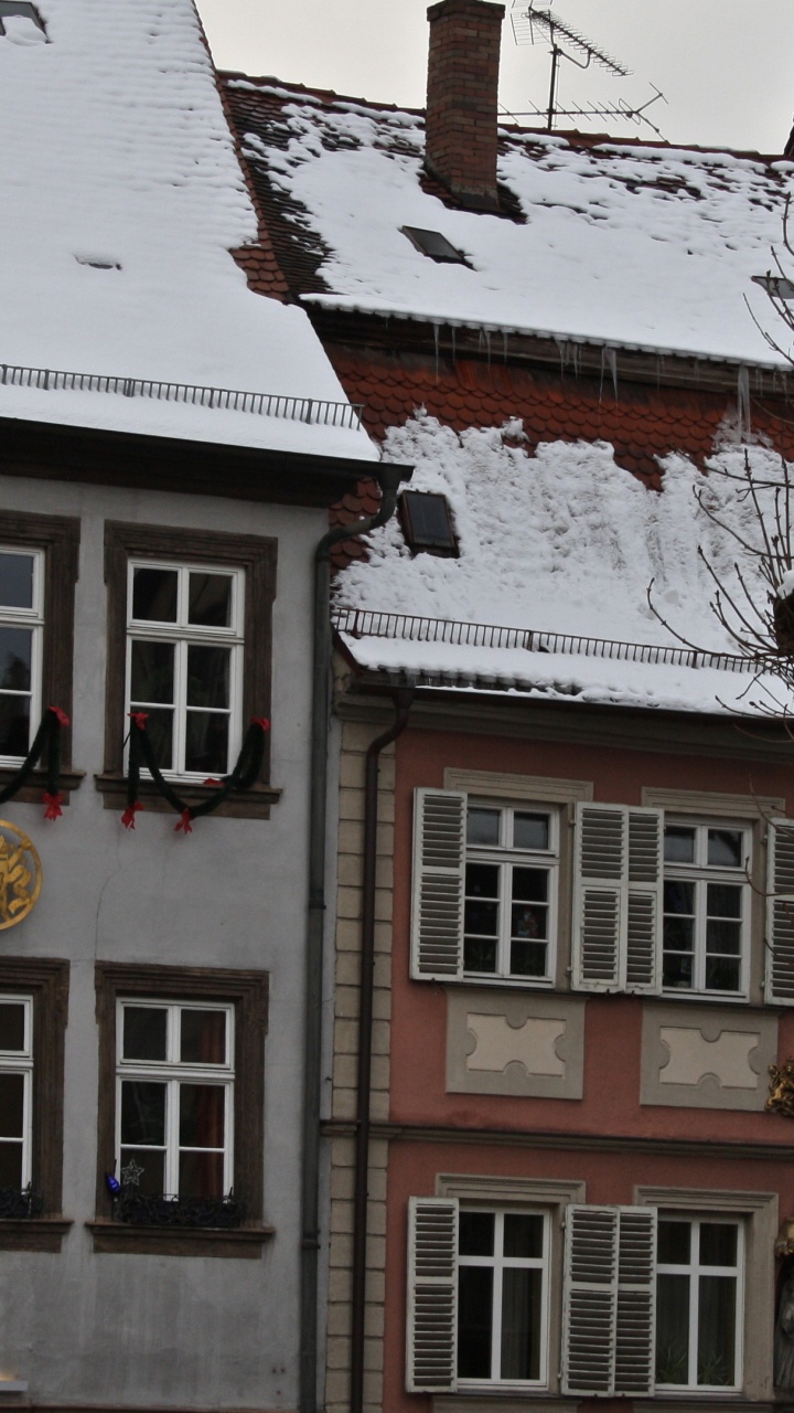 Обои зима, дерево, окно, дизайн, здание в разрешении 720x1280