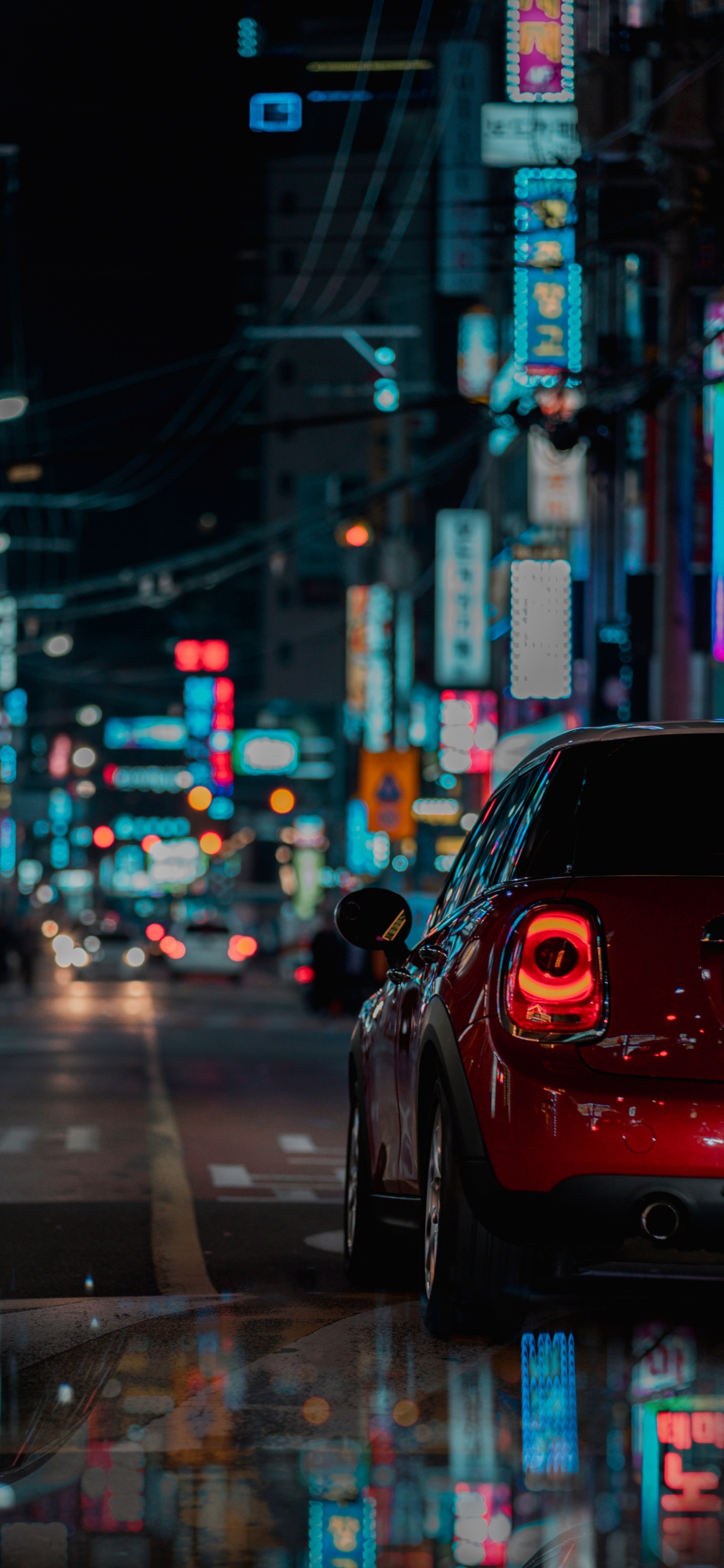 Обои освещение, улица, семейный автомобиль, трафик, Король в разрешении 1242x2688