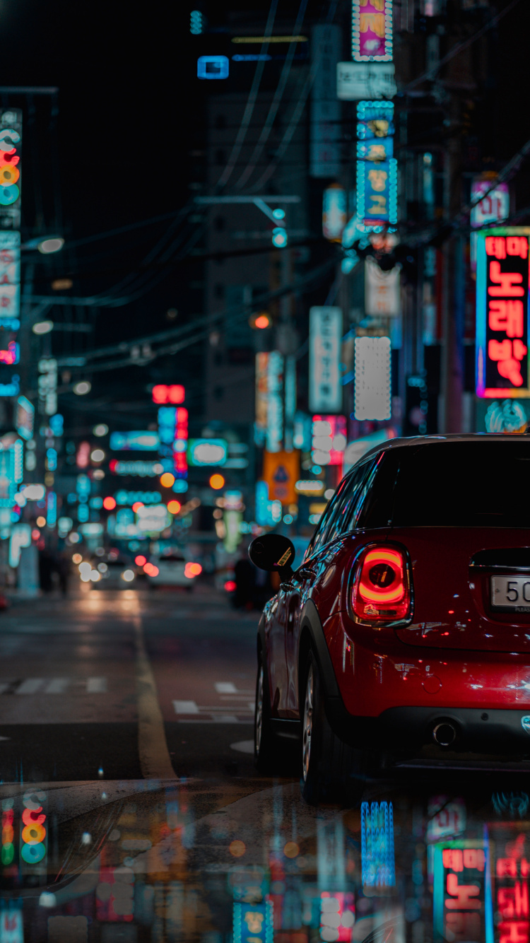 Обои освещение, улица, семейный автомобиль, трафик, Король в разрешении 750x1334