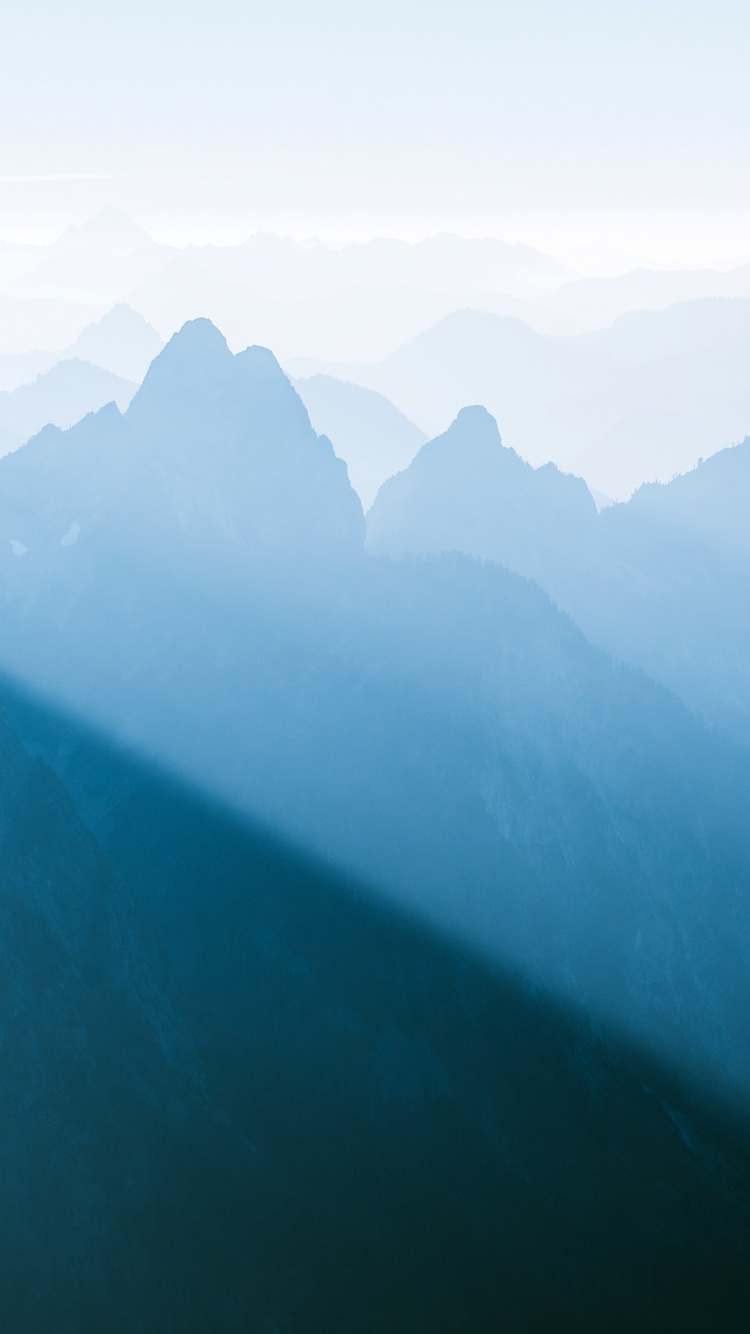 Обои Альпы, облако, атмосфера, гора, природный ландшафт в разрешении 750x1334