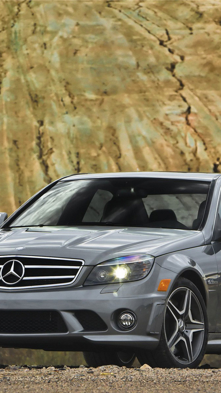 Обои с 63 АМГ 2011, авто, 2010 Мерседес-Бенц С63 АМГ, седан, обод в разрешении 750x1334