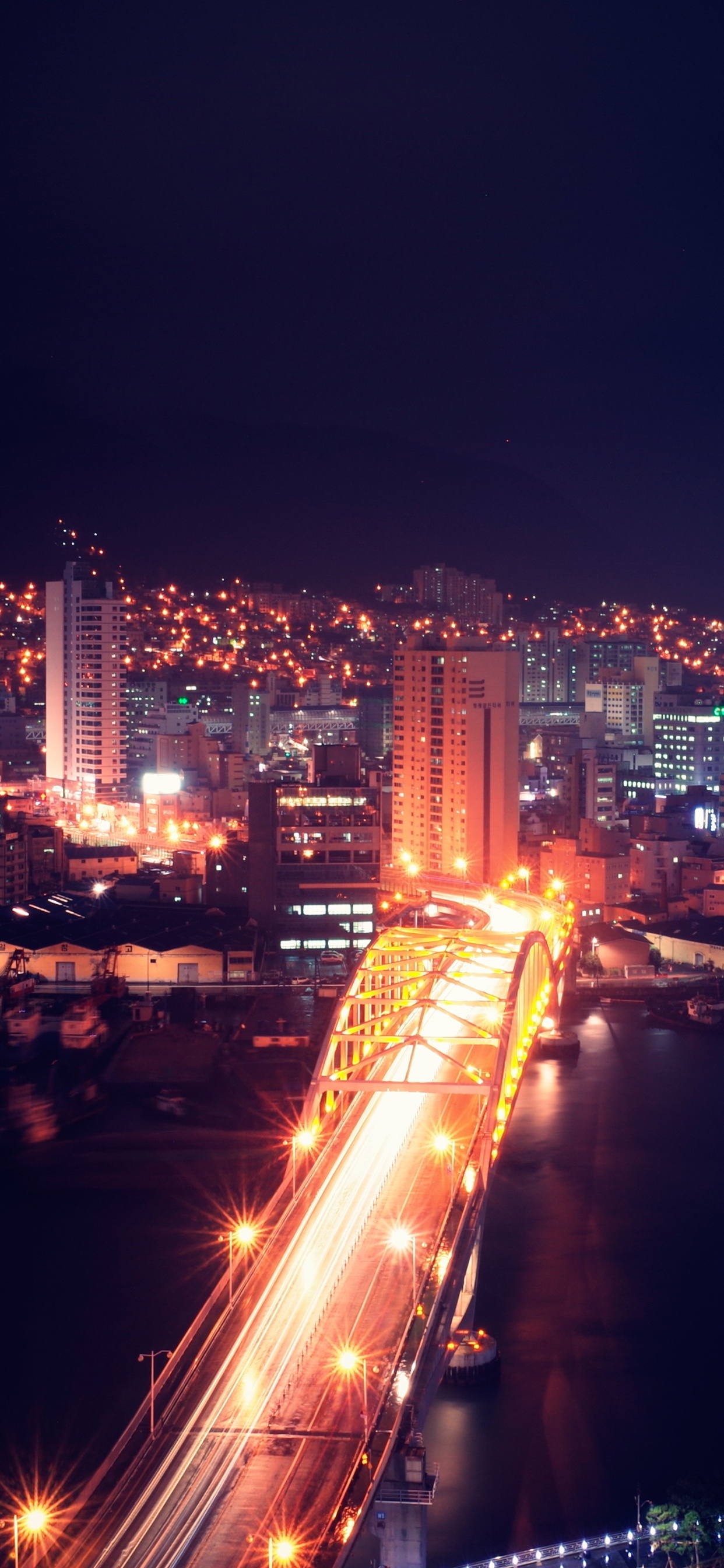 Обои ночь, городской пейзаж, город, городской район, метрополия в разрешении 1242x2688