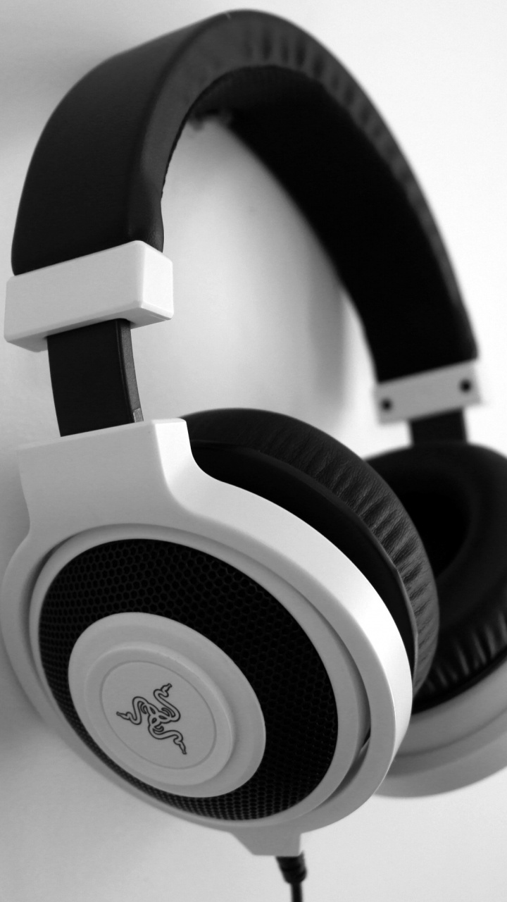 Обои наушники, гаджет, звуковое оборудование, электронное устройство, технологии в разрешении 720x1280