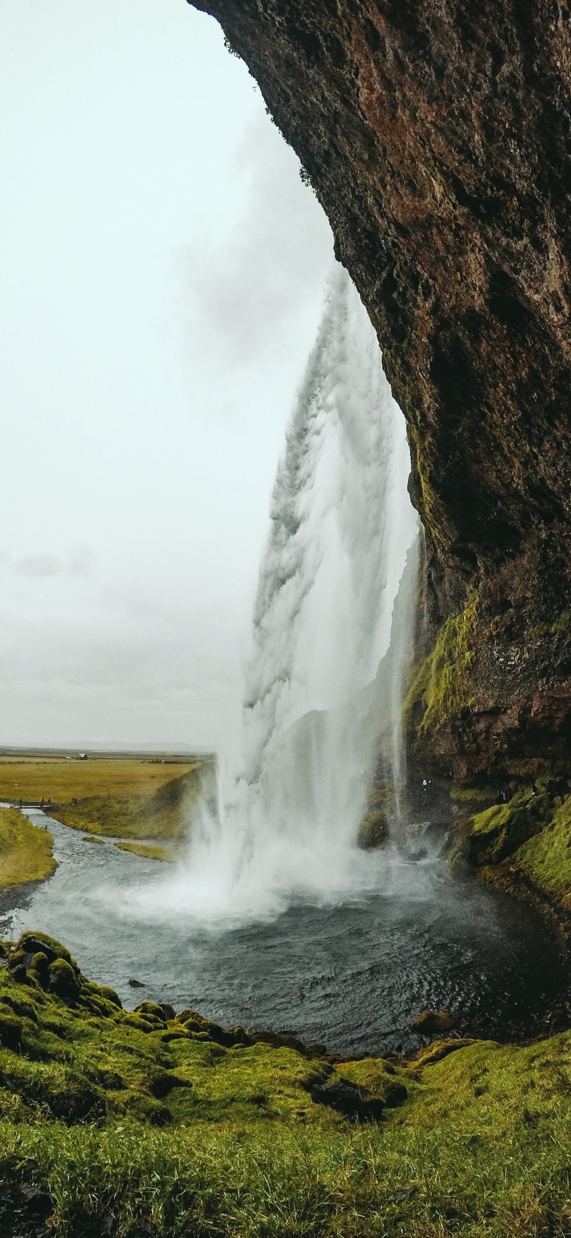 Обои водопад, водоем, вода, природа, гидроресурсы в разрешении 1125x2436