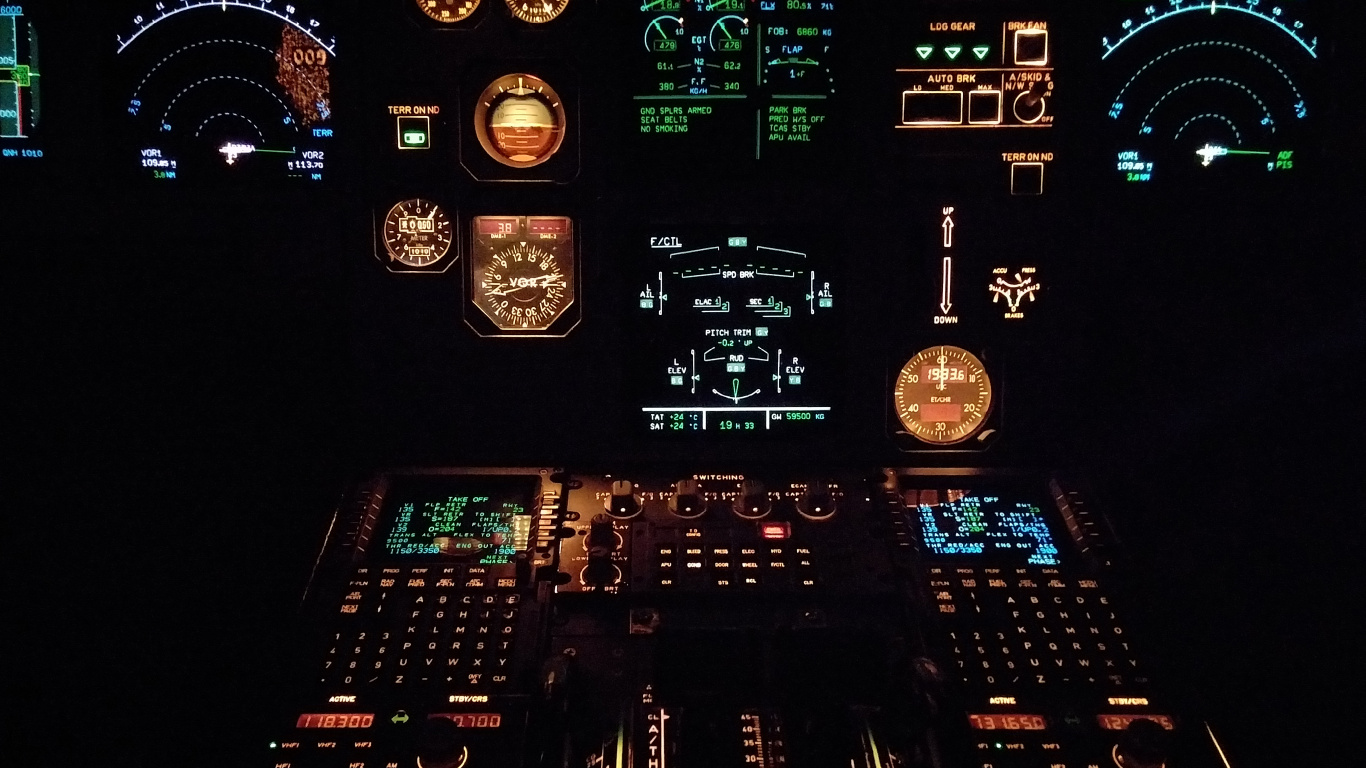 Обои электроника, кубрик, Пилотажные приборы, технологии, авто в разрешении 1366x768