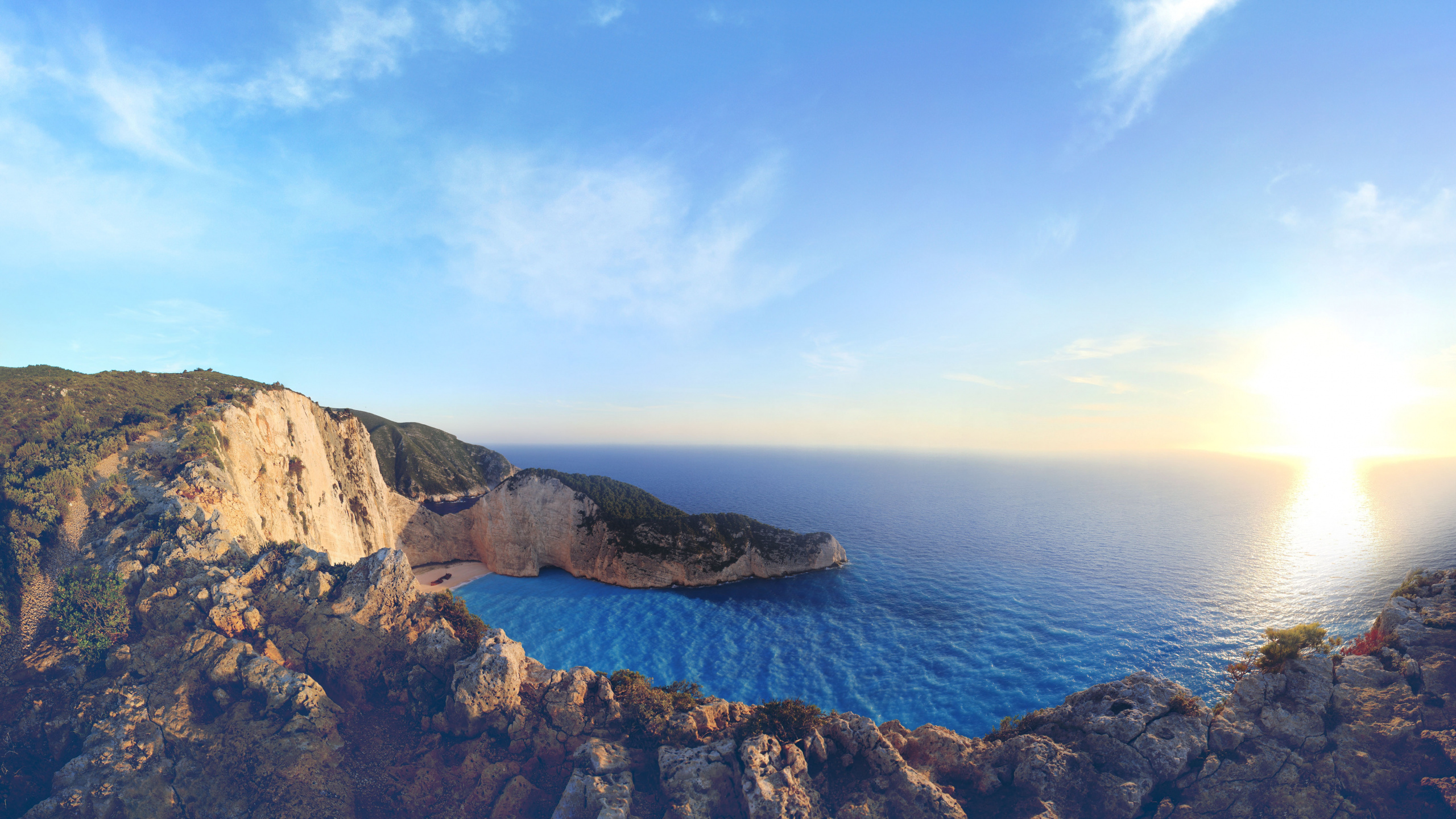 Обои побережье, море, обрыв, горизонт, местность в разрешении 2560x1440