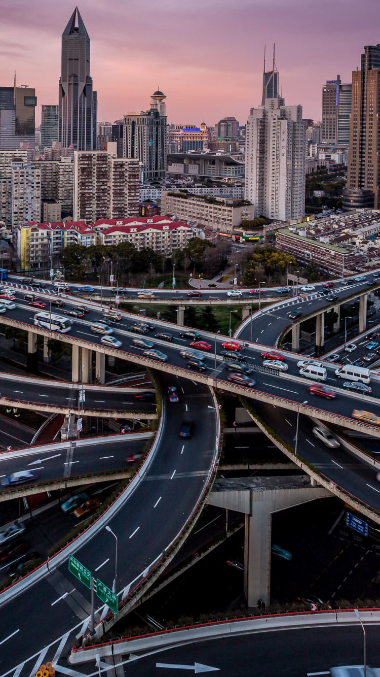 Обои город, городской пейзаж, городской район, магистраль, дорога в разрешении 750x1334
