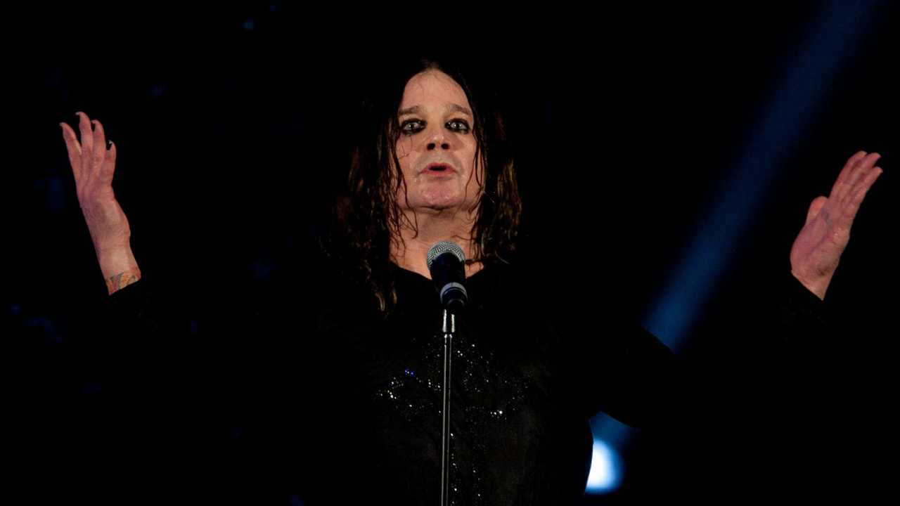 Обои пение, концерт, арт, музыкант, перформанс в разрешении 1280x720