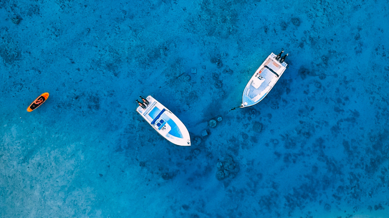 Обои вода, стена, капюшон, природа, водоем в разрешении 1280x720