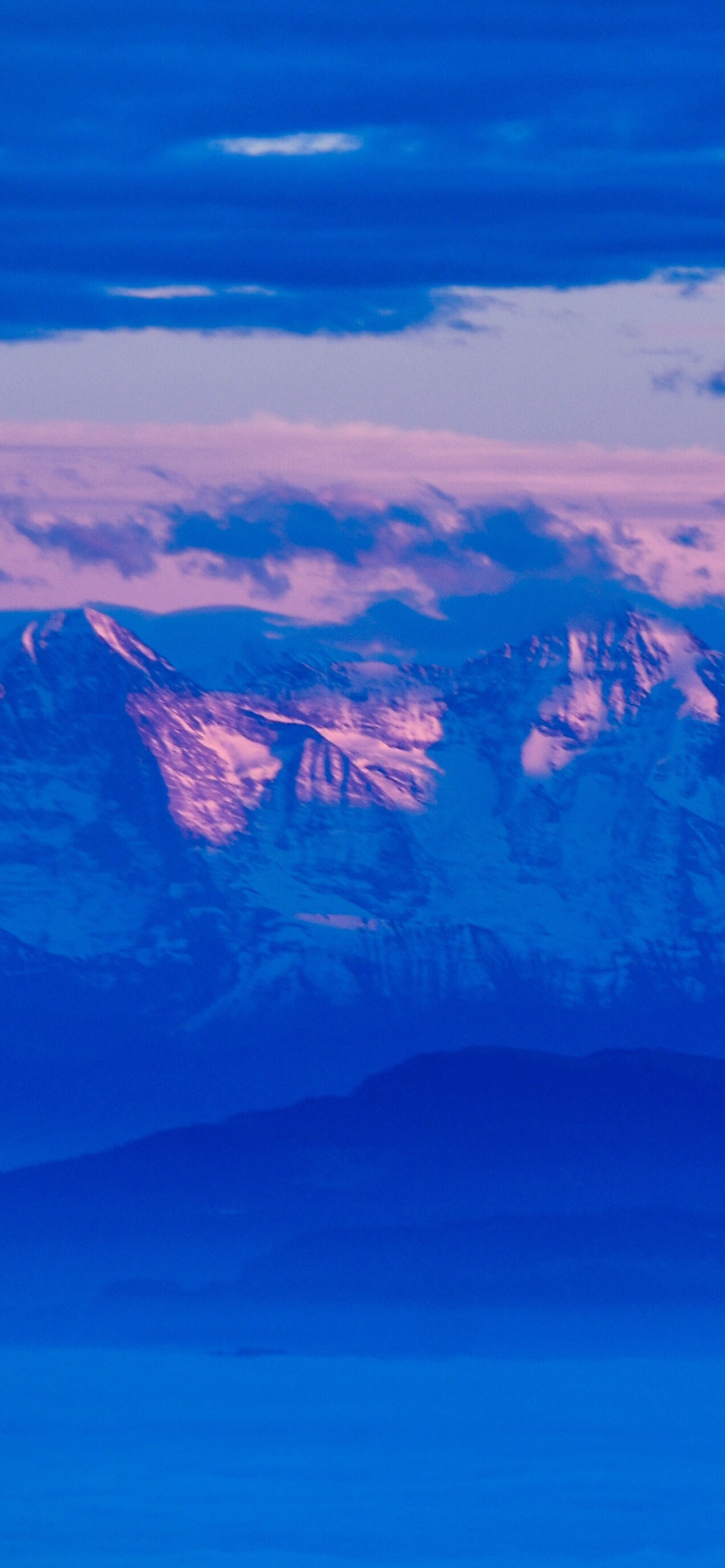 Обои Эйгер, синий, горный рельеф, гора, горный хребет в разрешении 1242x2688