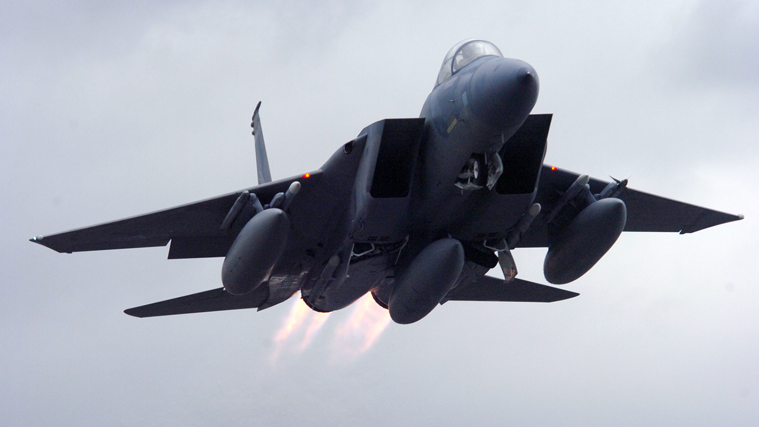 Обои военный самолет, самолет, самолеты, реактивный самолет, воздушные силы в разрешении 2560x1440