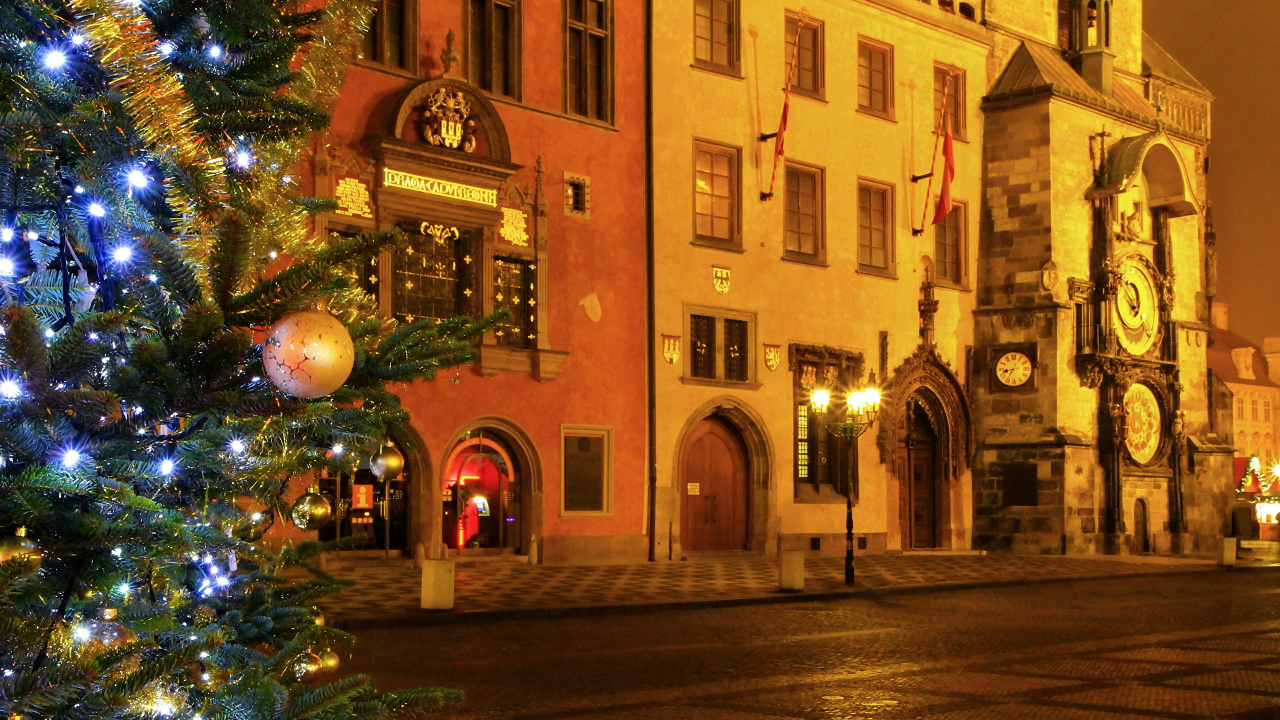 Обои пражские астрономические часы, Новый год, Рождественский день, Рождество, дерево в разрешении 1280x720