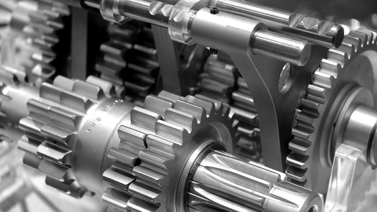Обои машиностроение, инженерия, шестерня, автомобильные запчасти, металл в разрешении 1280x720