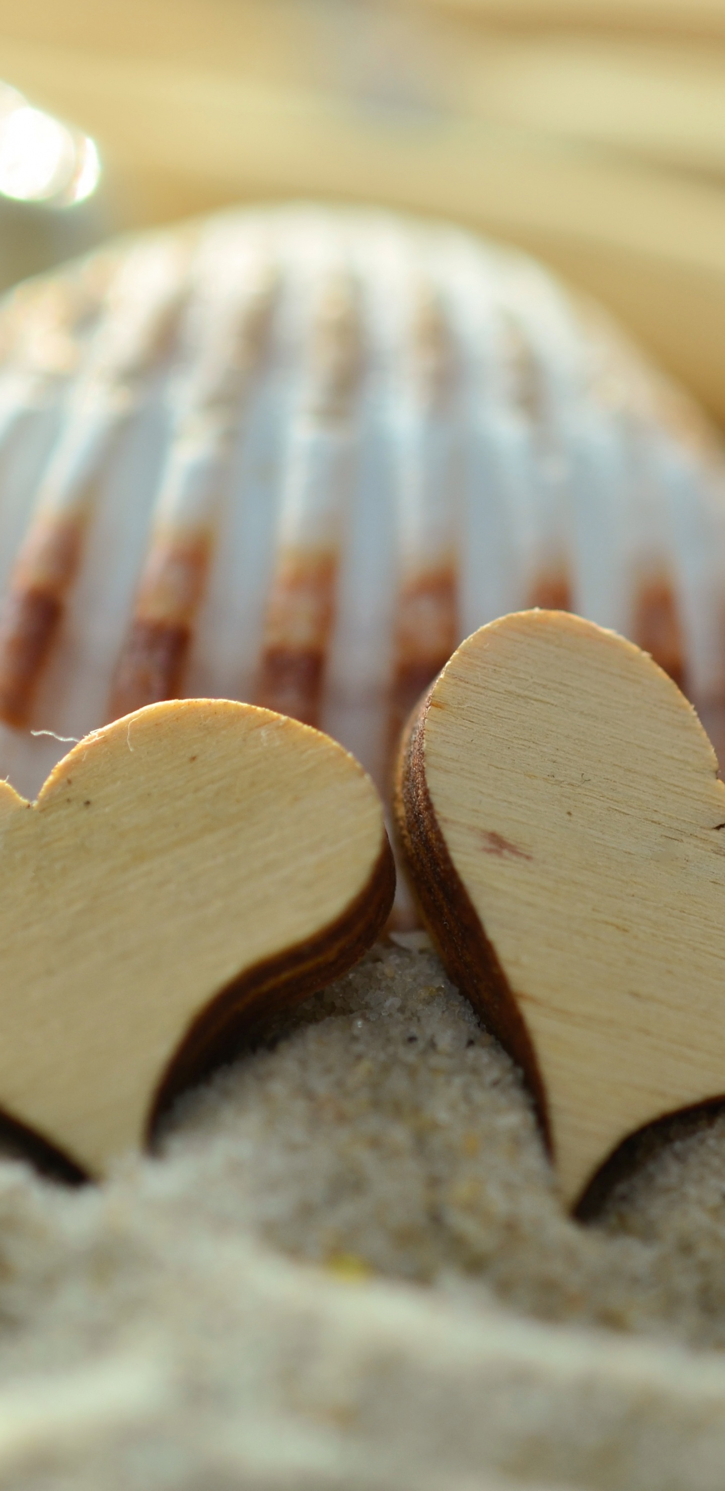 Обои песок, сердце, пляж, оболочка, пища в разрешении 1440x2960