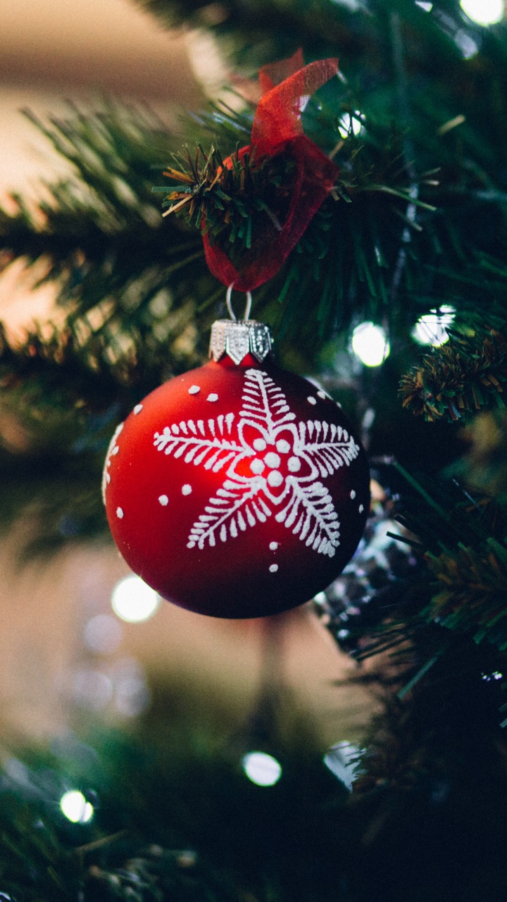 Обои елка, Рождественские украшения, Рождественский день, рождественский орнамент, дерево в разрешении 720x1280