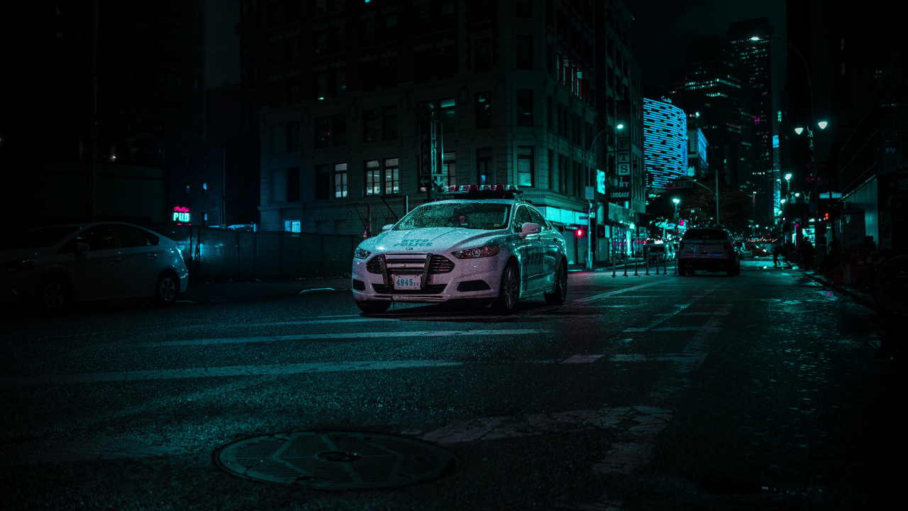 Обои полицейская машина, авто, спорткар, ночь, автомобильное освещение в разрешении 1280x720