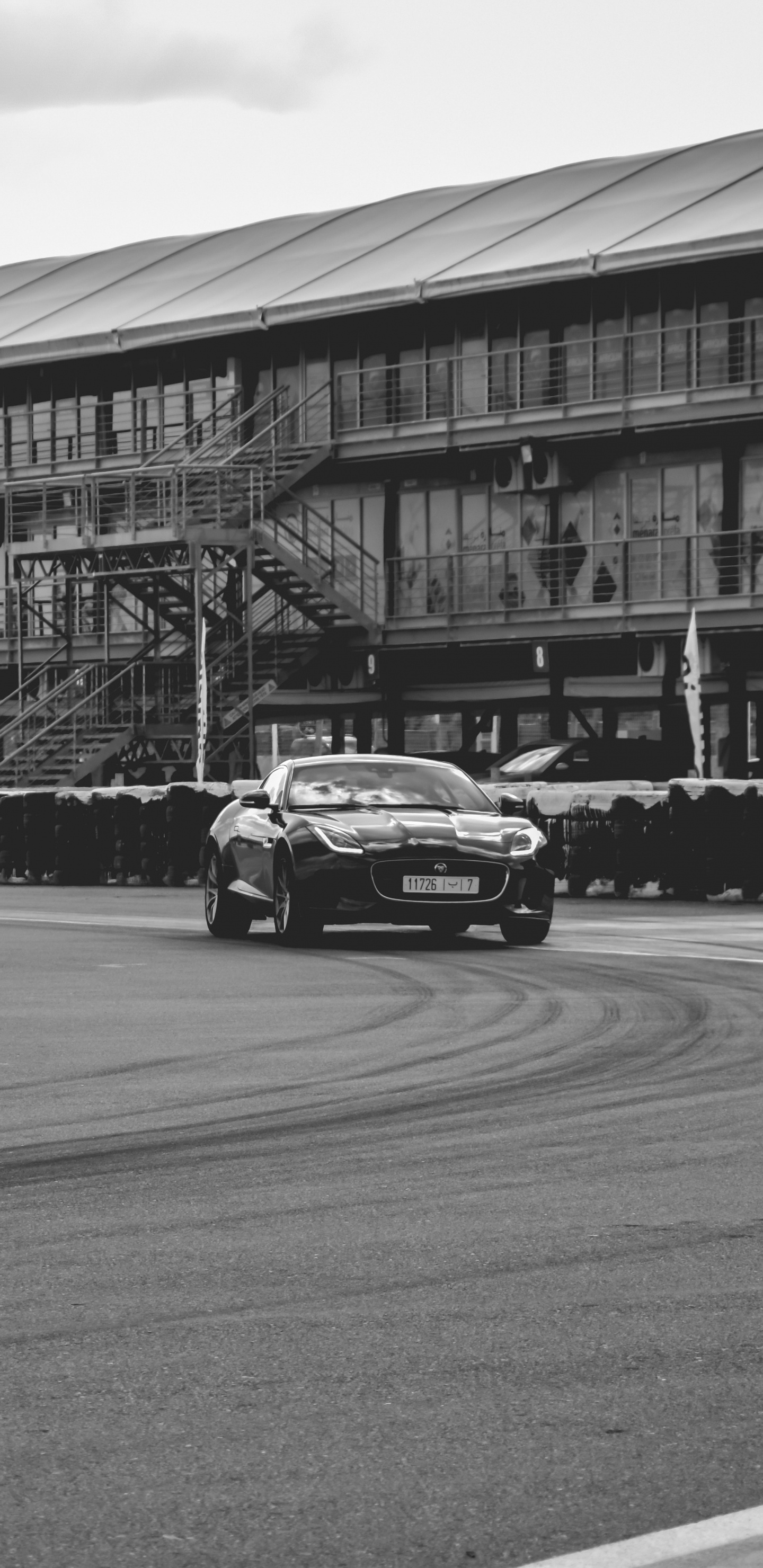 Обои спорткар, Jaguar F-Type, автомобили jaguar, авто, Ягуар в разрешении 1440x2960