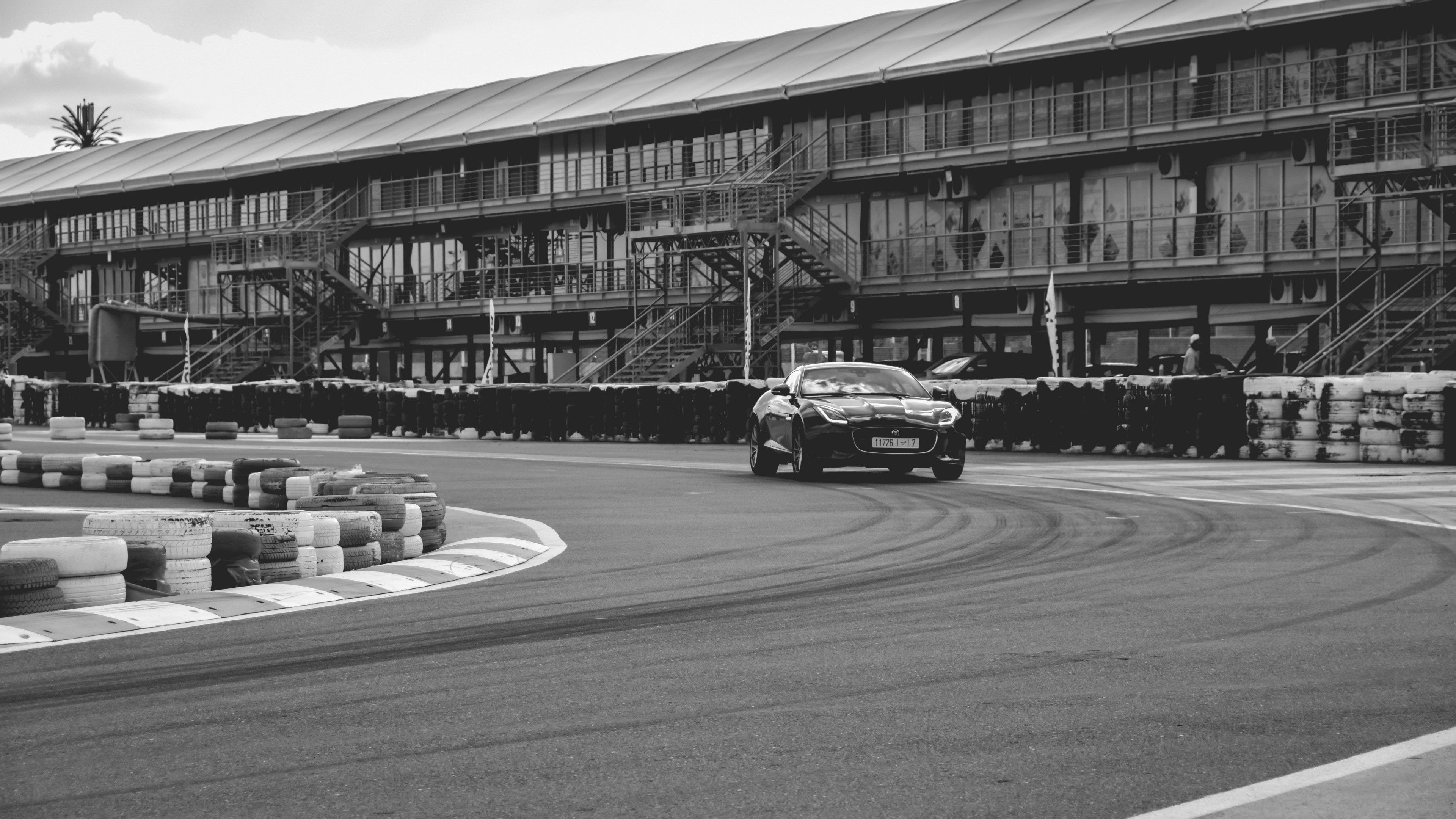 Обои спорткар, Jaguar F-Type, автомобили jaguar, авто, Ягуар в разрешении 3840x2160