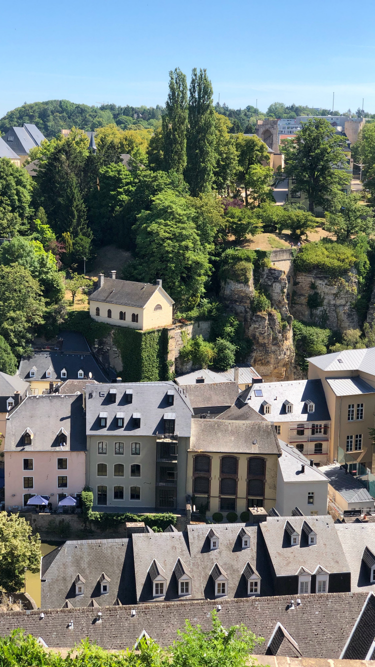 Обои горная деревня, недвижимость, биология, наука, окно в разрешении 750x1334