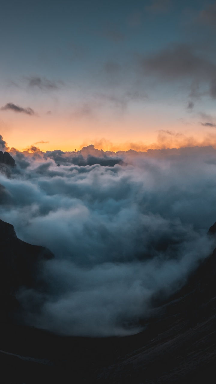 Обои закат, сумрак, облако, атмосфера, кучевое облако в разрешении 720x1280