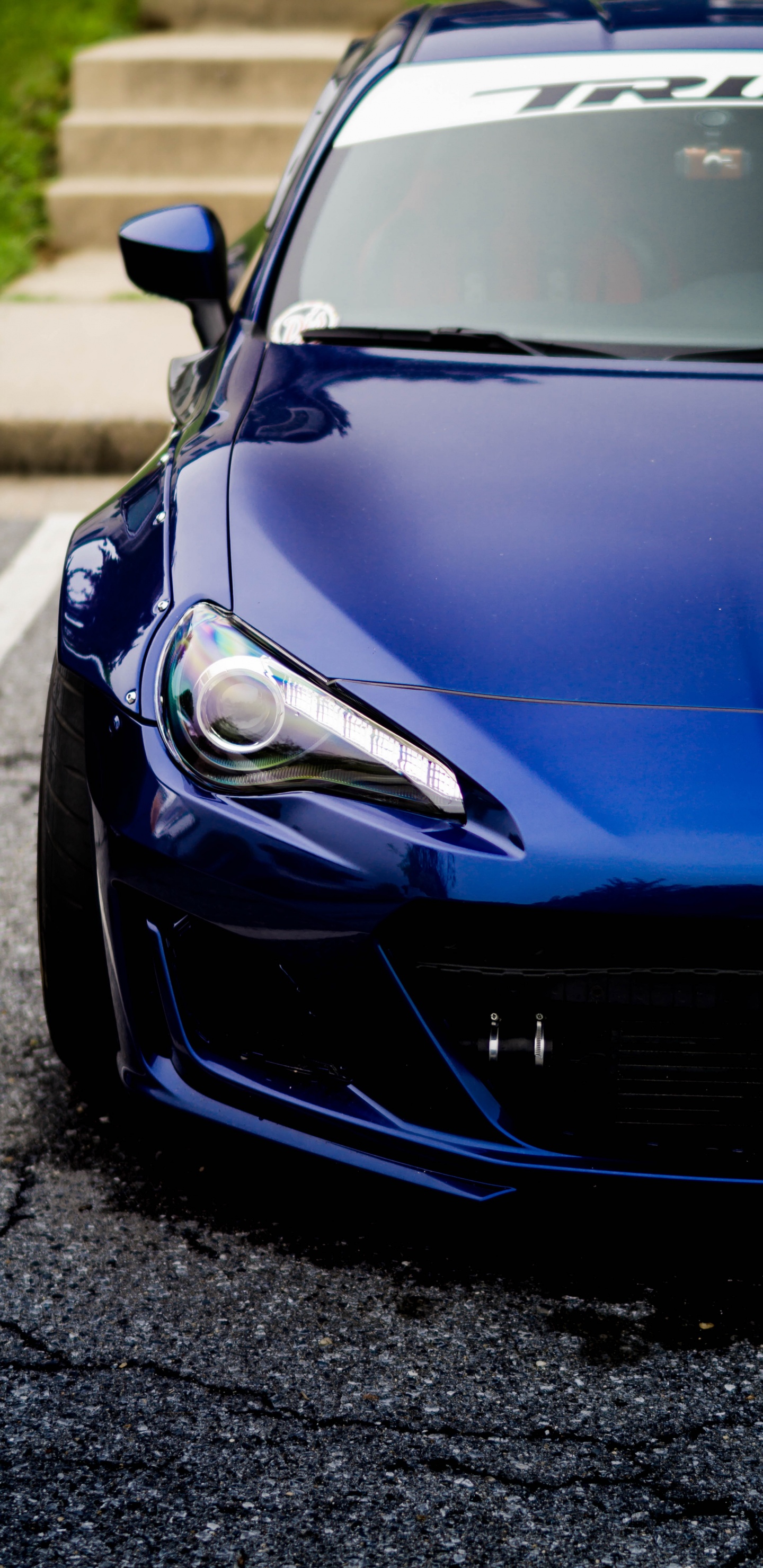 Обои семейный автомобиль, спорткар, легковые автомобили, Субару брз, Бугатти Диво в разрешении 1440x2960