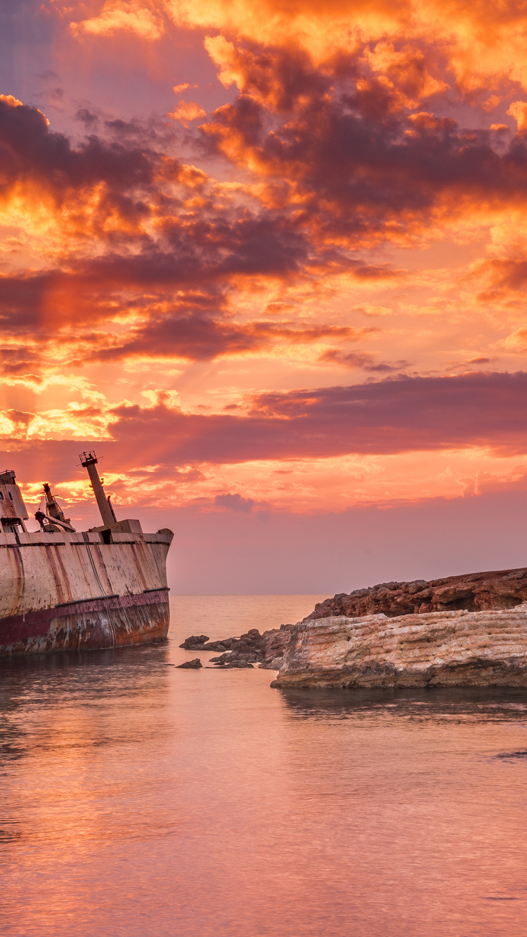 Обои корабль, кораблекрушение, море, Навагио, эдро iii кораблекрушение в разрешении 750x1334