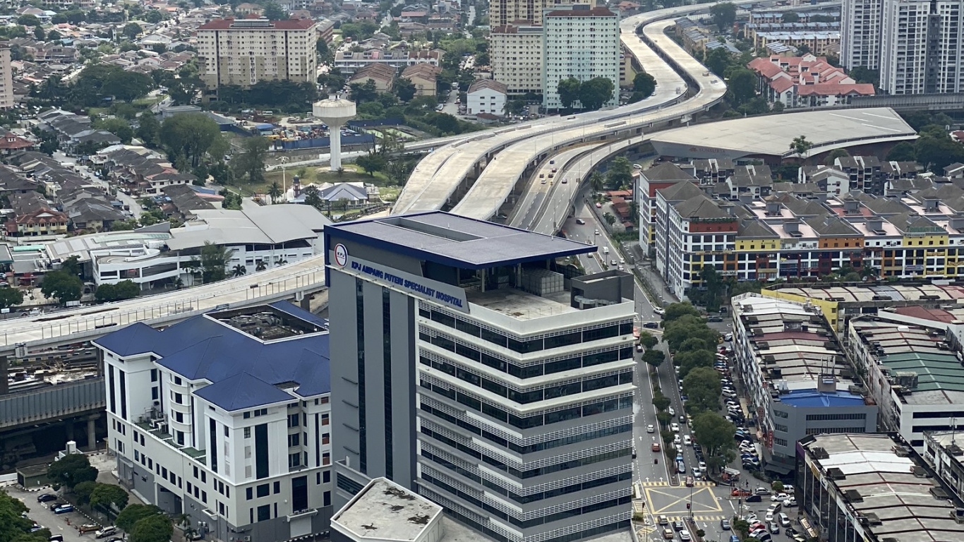 Обои город, городской район, инфраструктура, соседство, пейзаж в разрешении 1366x768