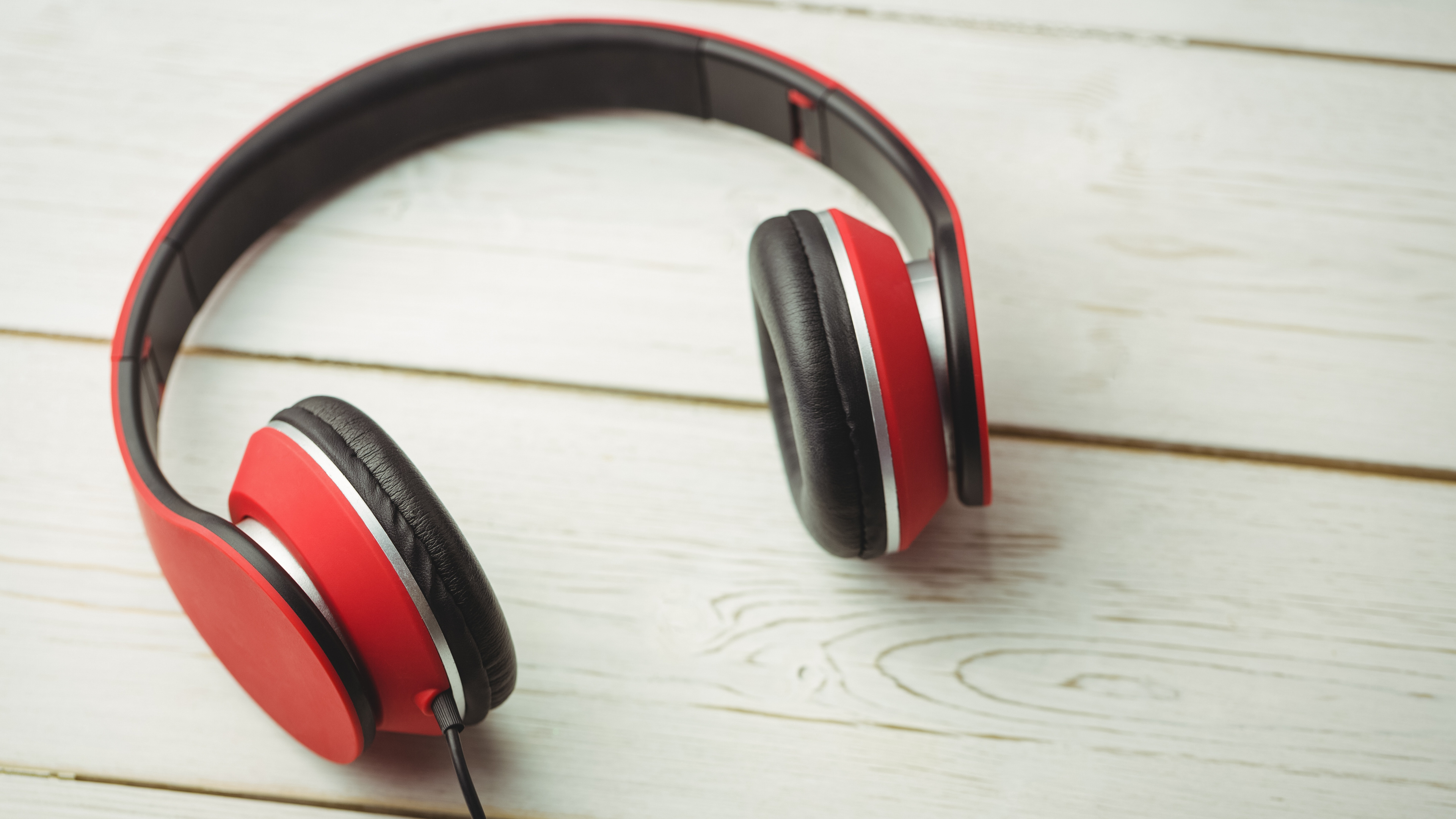 Обои музыка, наушники, гаджет, звуковое оборудование, электронное устройство в разрешении 3840x2160