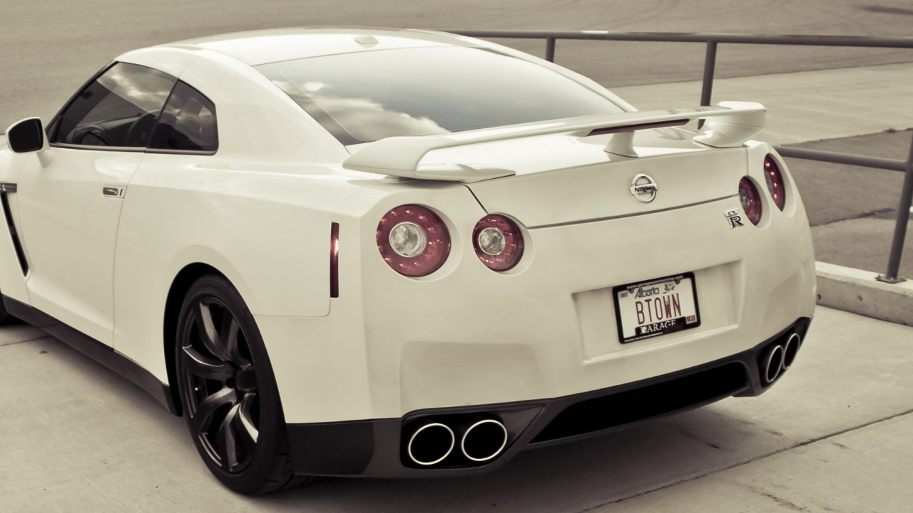 Обои авто, спорткар, Ниссан, суперкар, Литые диски в разрешении 1280x720
