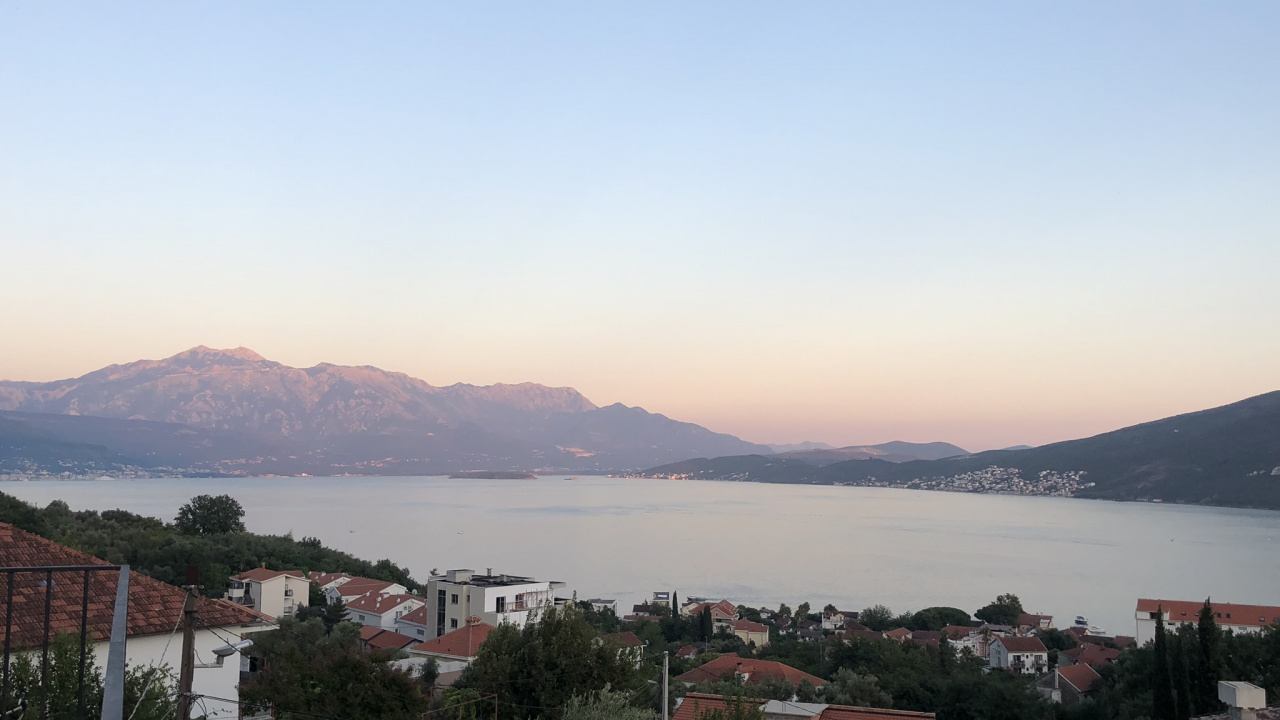 Обои вода, горный рельеф, нагорье, соседство, холм в разрешении 1280x720