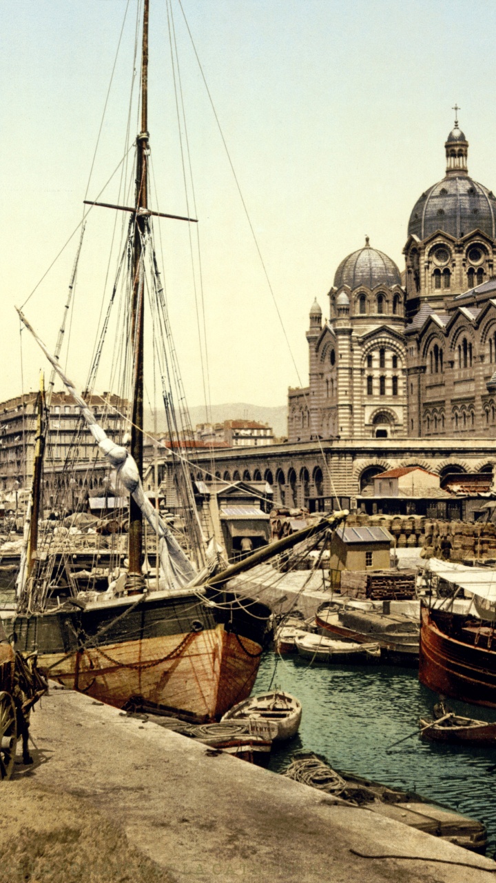 Обои гавань, водный путь, город, порт, судно в разрешении 720x1280