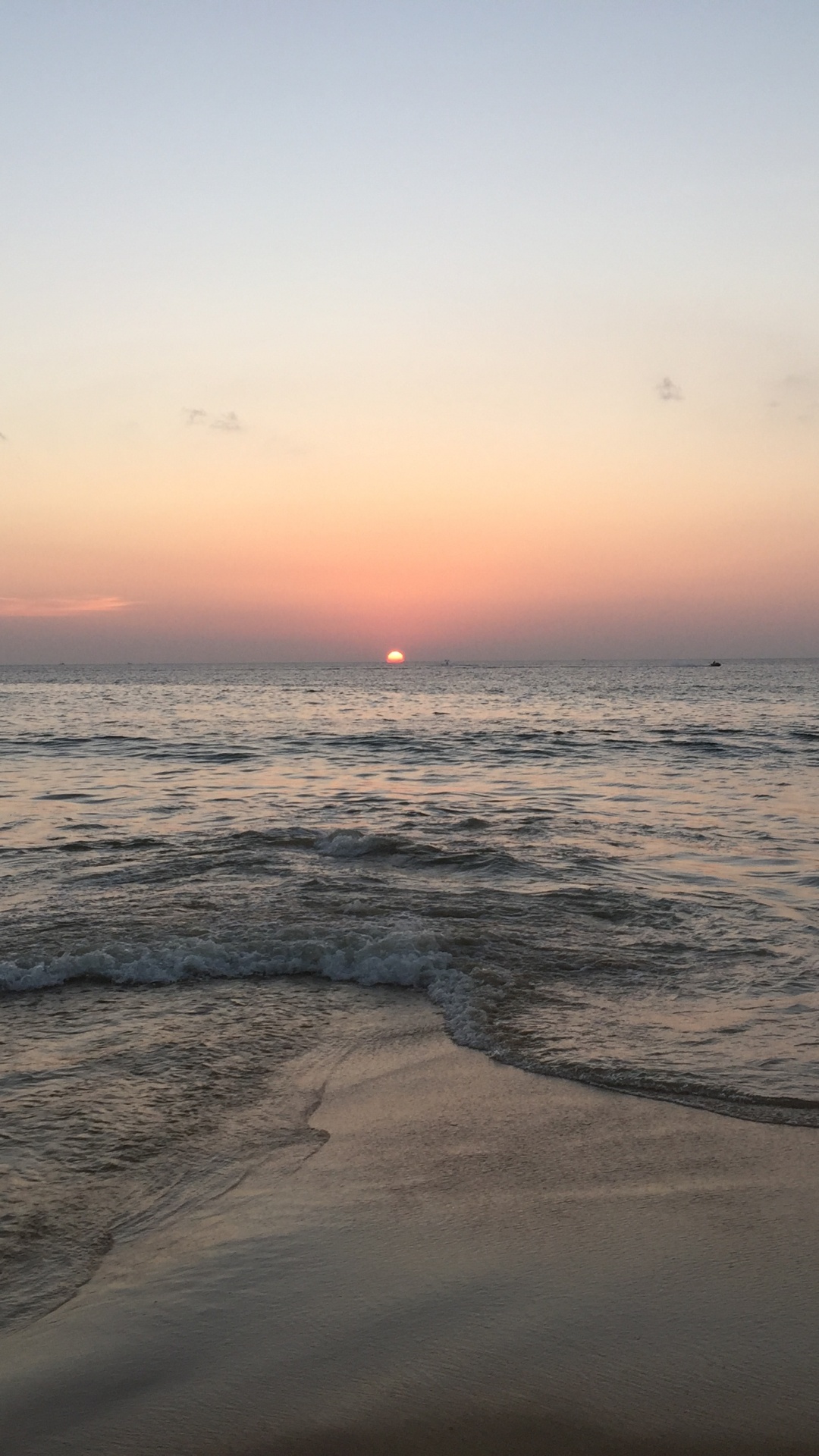 Обои море, нунгви, пляж Нунгви, каменный город, побережье в разрешении 1080x1920