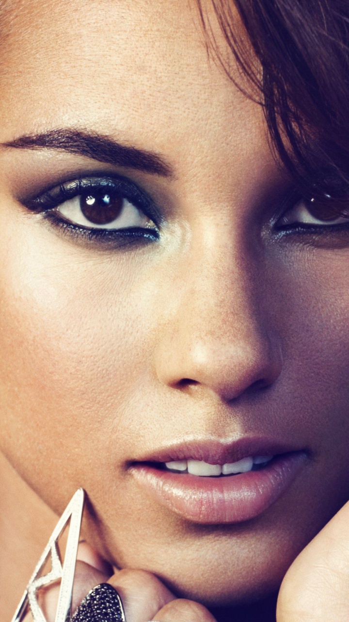Обои щека, нос, подбородок, красота, бровь в разрешении 720x1280