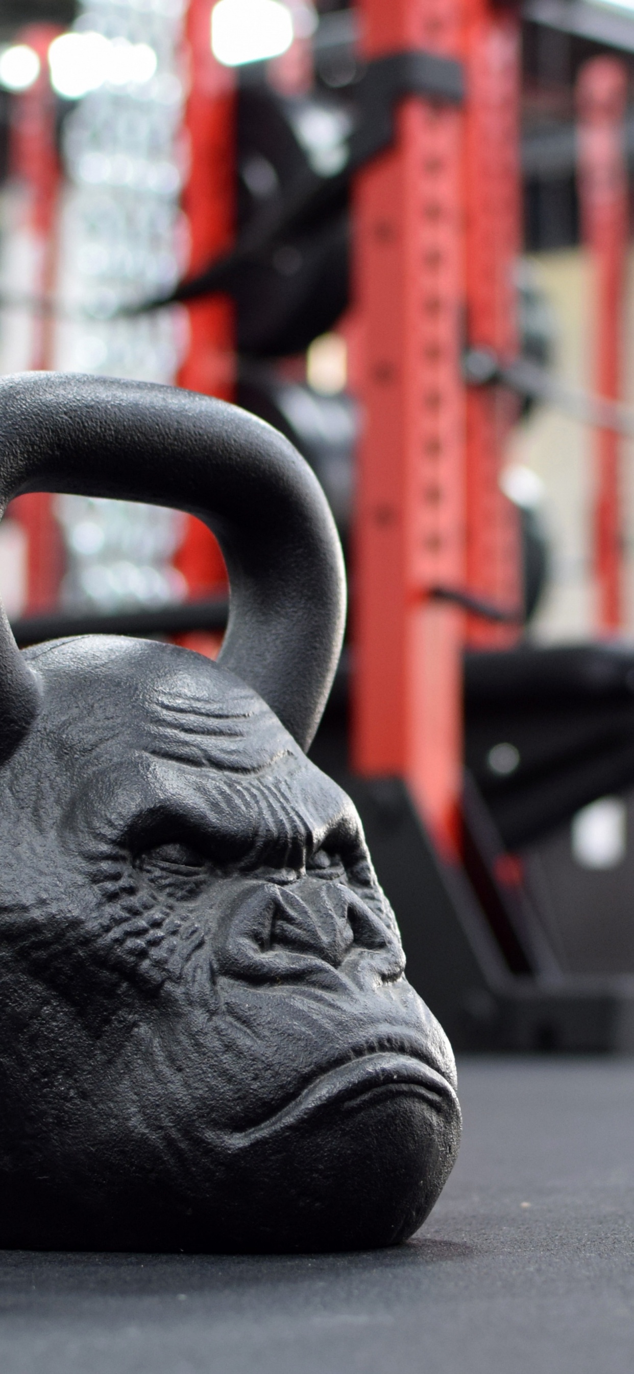 Обои Кроссфит, фитнесс центр, вес, гиря, спортивное оборудование в разрешении 1242x2688