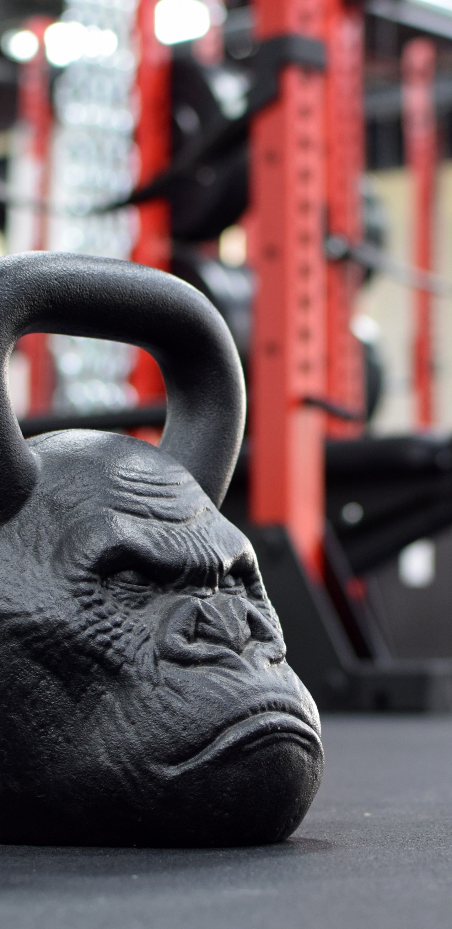 Обои Кроссфит, фитнесс центр, вес, гиря, спортивное оборудование в разрешении 1440x2960