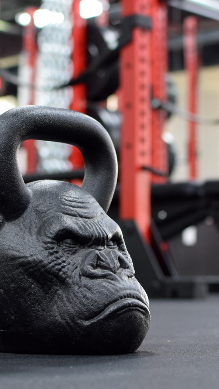 Обои Кроссфит, фитнесс центр, вес, гиря, спортивное оборудование в разрешении 720x1280