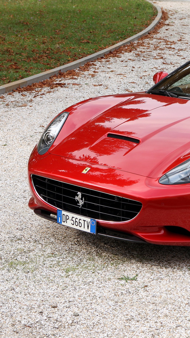 Обои Феррари Калифорния, суперкар, Феррари ФФ, автомобильный дизайн, наземный транспорт в разрешении 720x1280