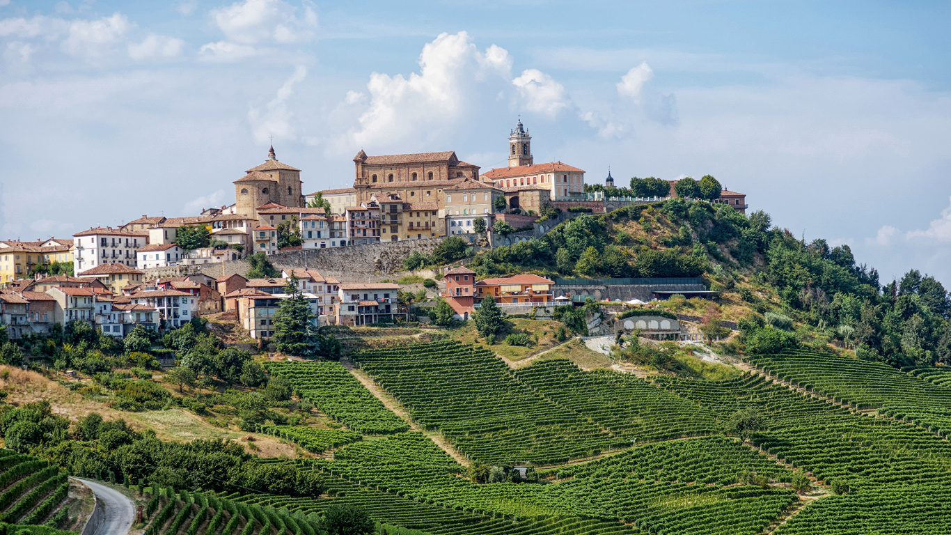 Обои ориентир, Ла Морра, Бароло Пьемонт, вино, горная станция в разрешении 1366x768