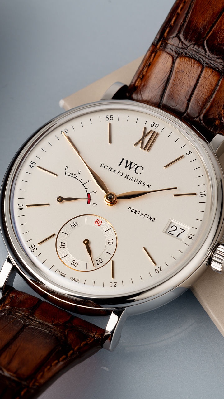 Обои часы, Компания IWC Портофино хронограф, Международная Часовая Компания, ювелирные изделия, модный аксессуар в разрешении 720x1280