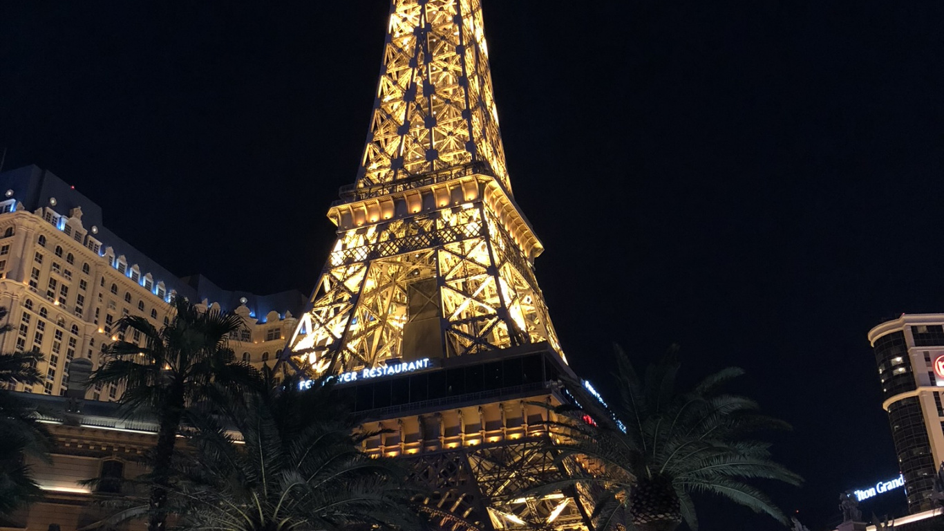 Обои Лас Вегас, США, Париж отель и казино, Париж Лас-Вегас, освещение в разрешении 1366x768