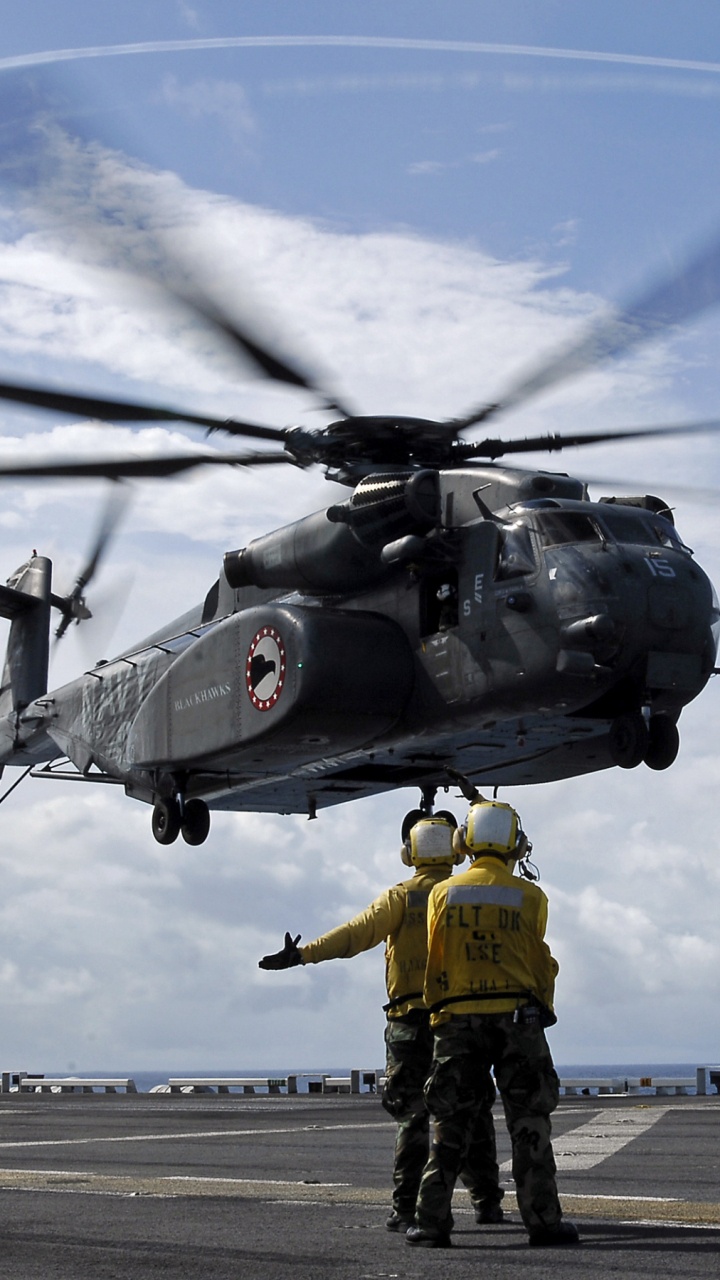 Обои винтокрылая машина, военный вертолет, самолеты, воздушные силы, авиация в разрешении 720x1280