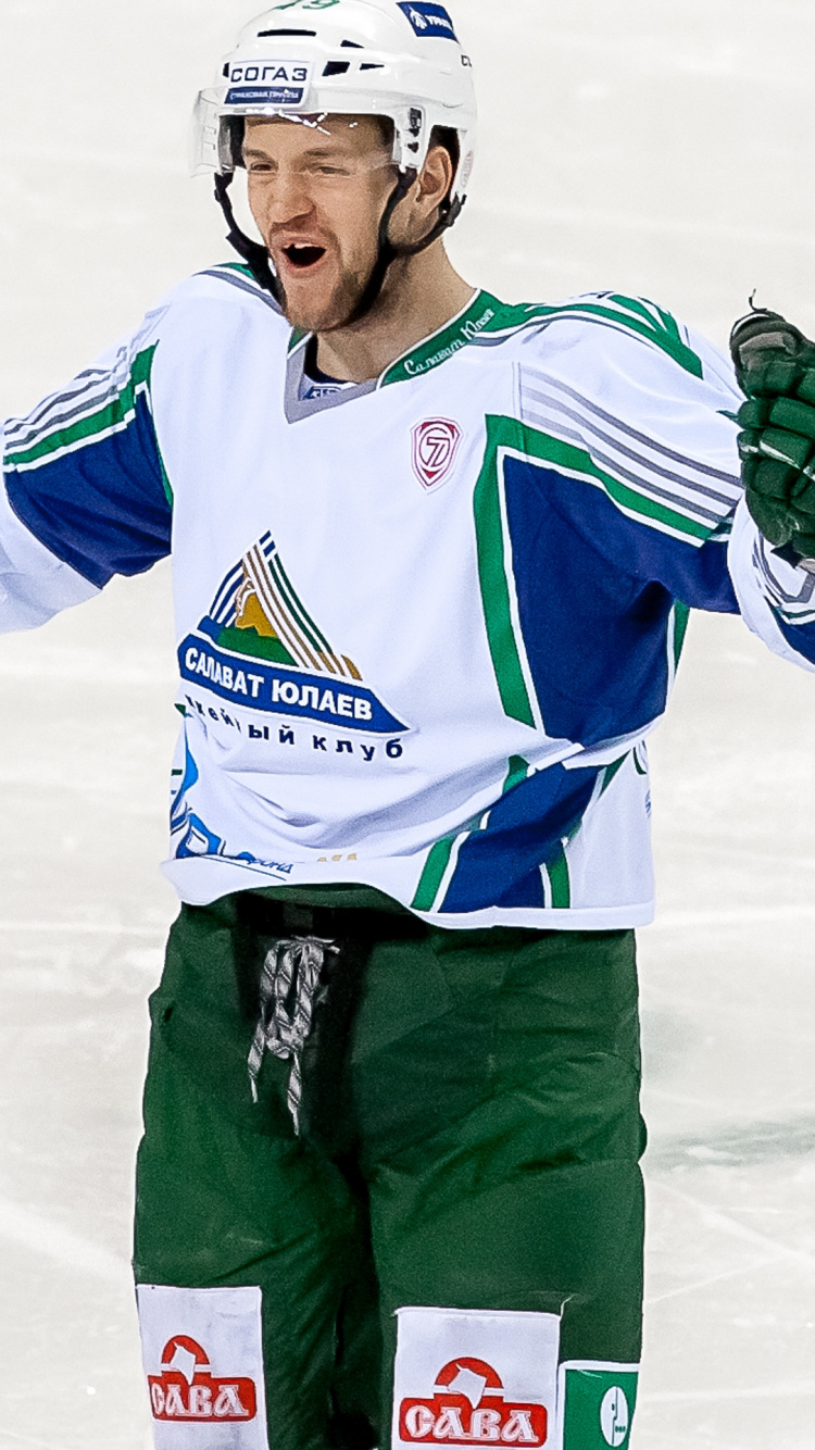 Обои хоккей на льду, занятие спортом, командный вид спорта, игрок, Джерси в разрешении 750x1334