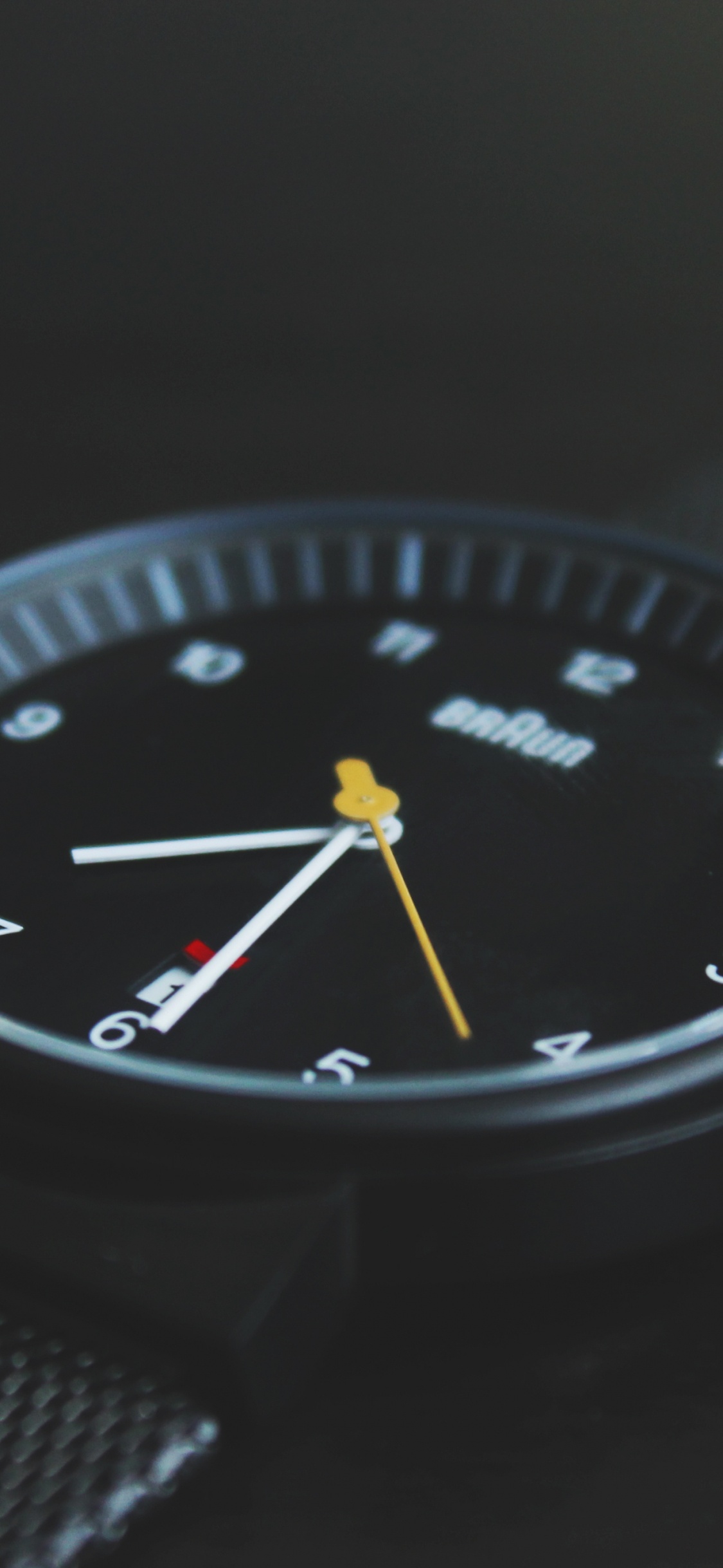 Обои часы, аналоговые часы, измерительный прибор, автомобильные запчасти, тахометр в разрешении 1125x2436