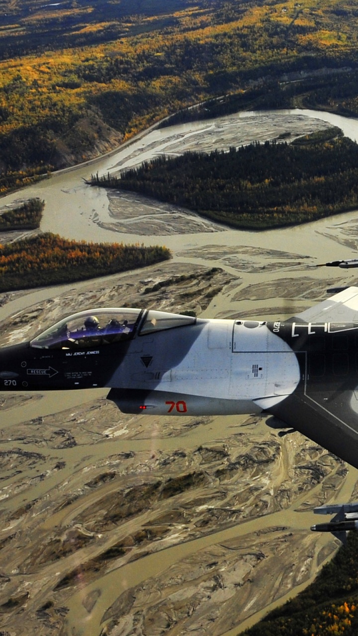 Обои Ф 16 агрессора, военный самолет, Авиабазы Эилсон, самолеты, Эскадрилья агрессор в разрешении 720x1280